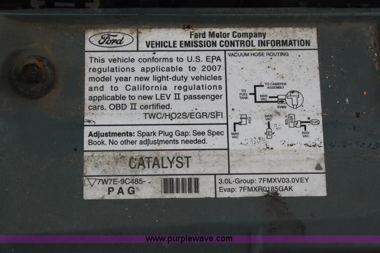 image for item 5095 2007 Ford Taurus SE