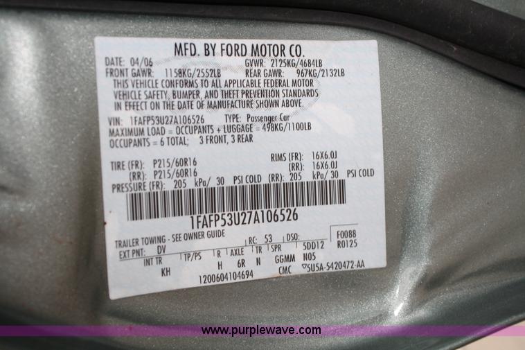 image for item 5095 2007 Ford Taurus SE