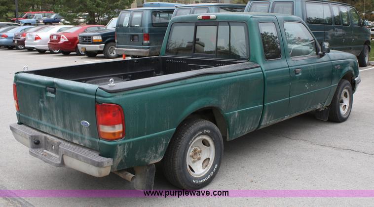 image for item 5098 1996 Ford Ranger XLT supercab pickup truck