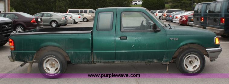 image for item 5098 1996 Ford Ranger XLT supercab pickup truck