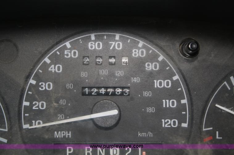 image for item 5098 1996 Ford Ranger XLT supercab pickup truck