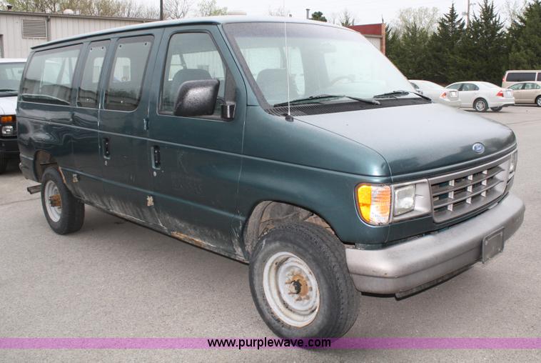 image for item 5099 1996 Ford Club Wagon E350 12 passenger van