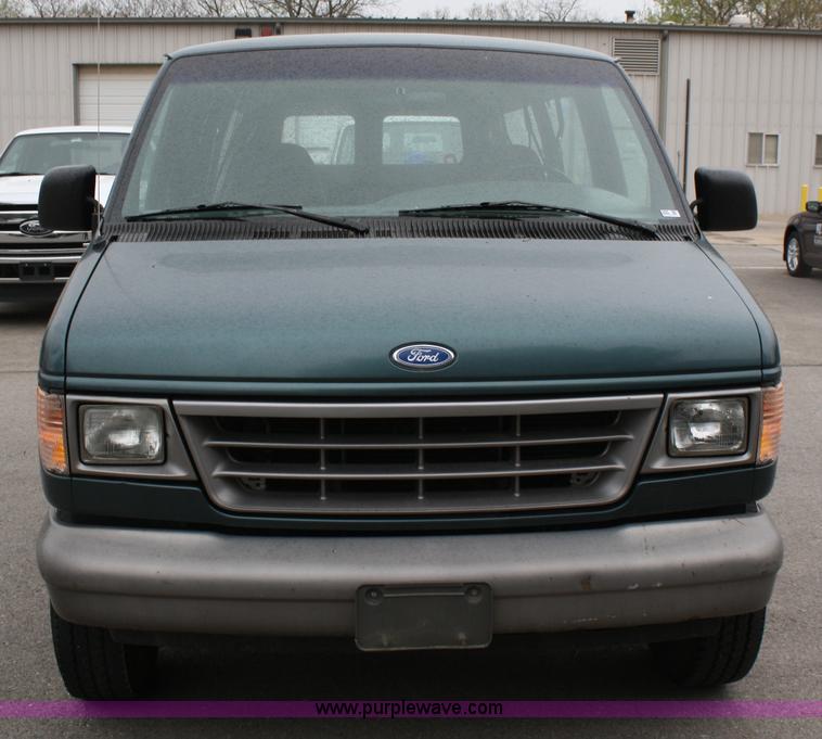 image for item 5099 1996 Ford Club Wagon E350 12 passenger van