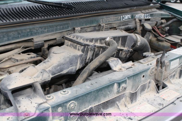 image for item 5099 1996 Ford Club Wagon E350 12 passenger van