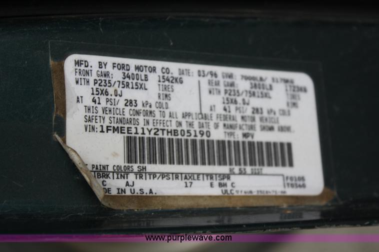 image for item 5100 1996 Ford Club Wagon E150 van