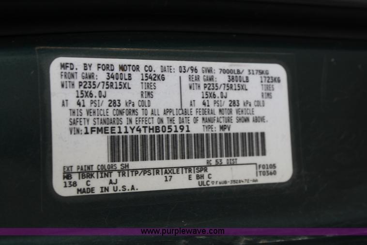 image for item 5101 1996 Ford Club Wagon E150 van