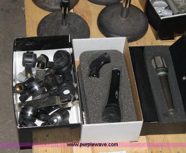 image for item 6330 (12) microphones