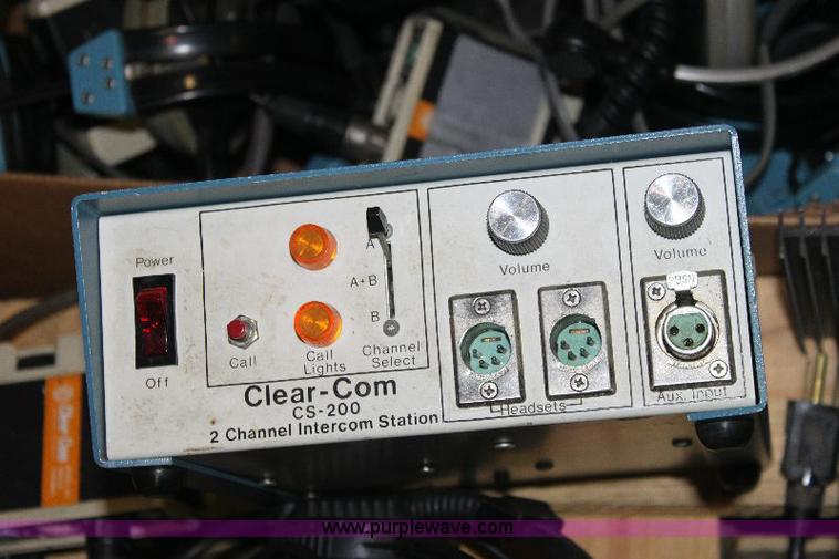 image for item 6330 (12) microphones