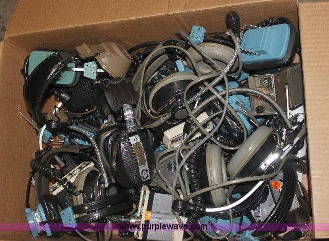 image for item 6330 (12) microphones