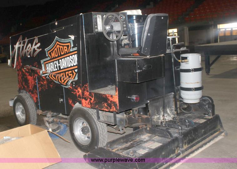 image for item 6358 1977 Zamboni