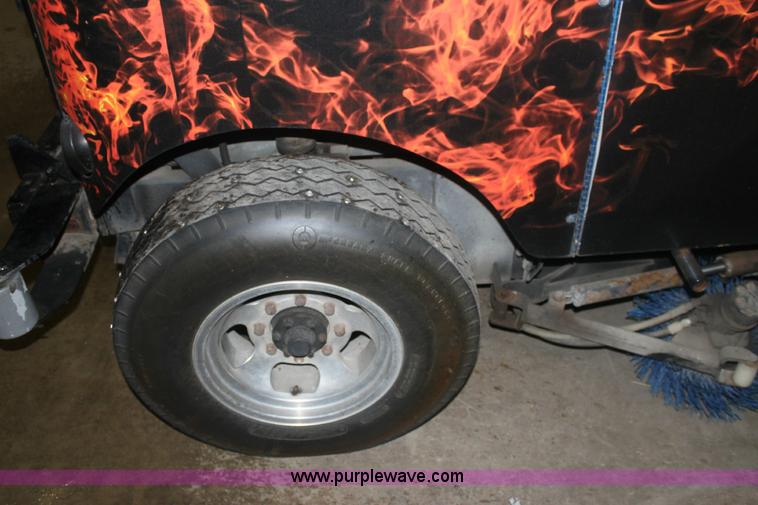 image for item 6358 1977 Zamboni