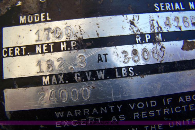 image for item 7334 1970 International Lonestar 1700 dump truck