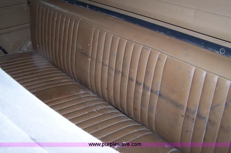 image for item 7342 1990 Ford F150 Custom extended cab pickup truck