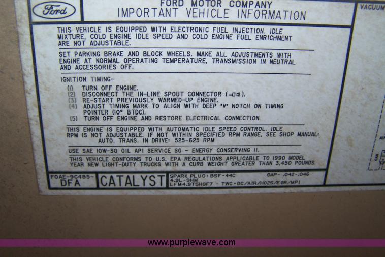 image for item 7342 1990 Ford F150 Custom extended cab pickup truck