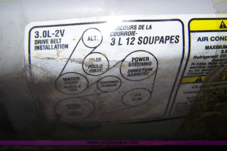 image for item 7346 1999 Ford Taurus LX