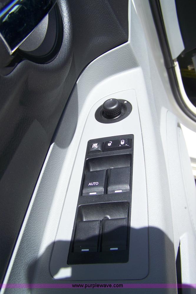 image for item 7465 2007 Dodge Charger Police