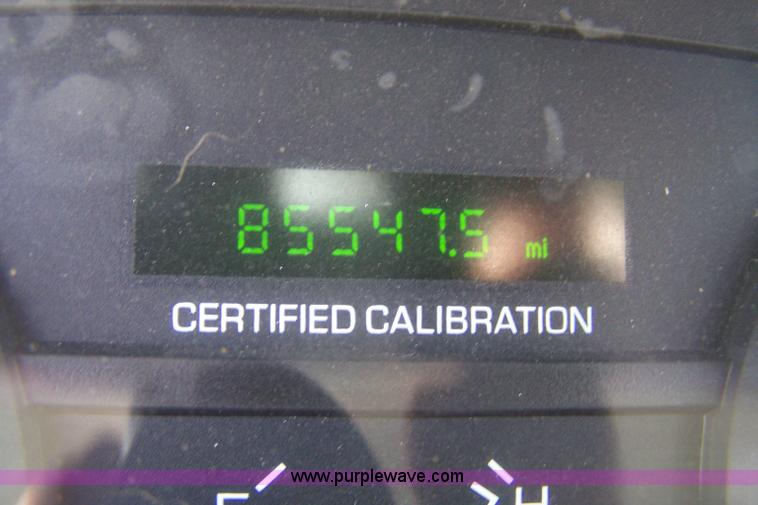 image for item 7466 2006 Ford Crown Victoria Police Interceptor