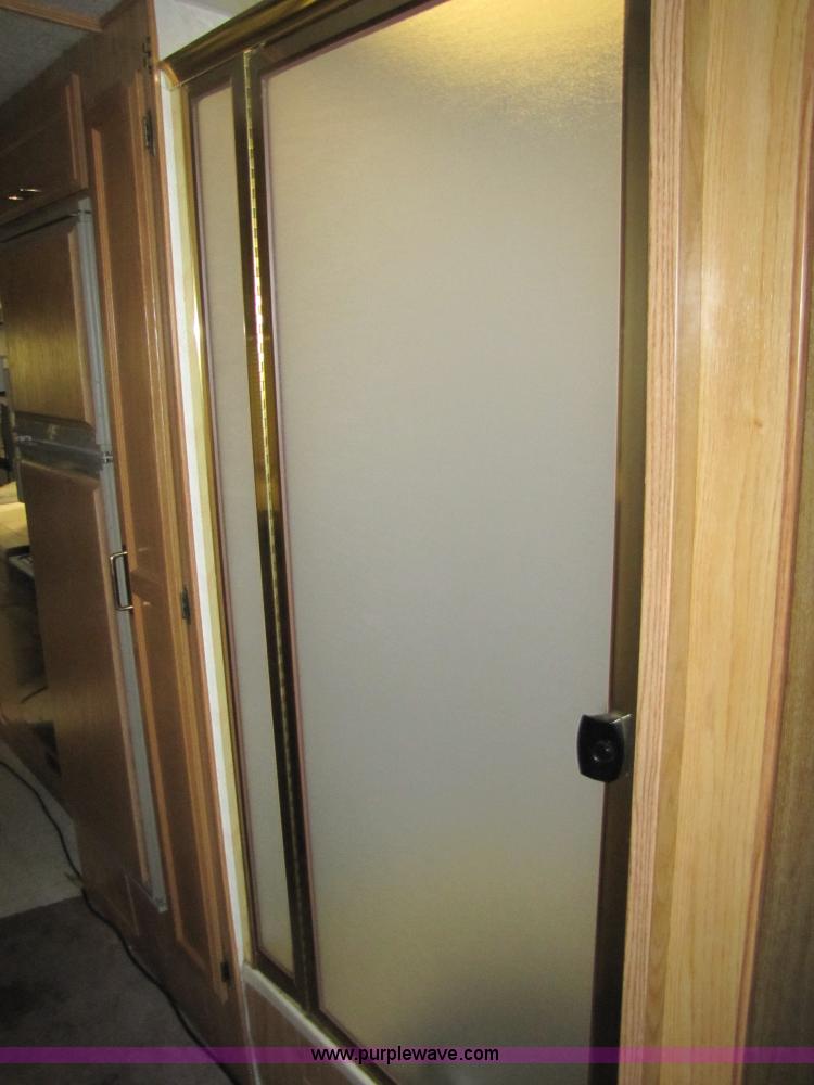 image for item 8480 1992 Chevrolet P30 Fleetwood Coronado RV motor-home