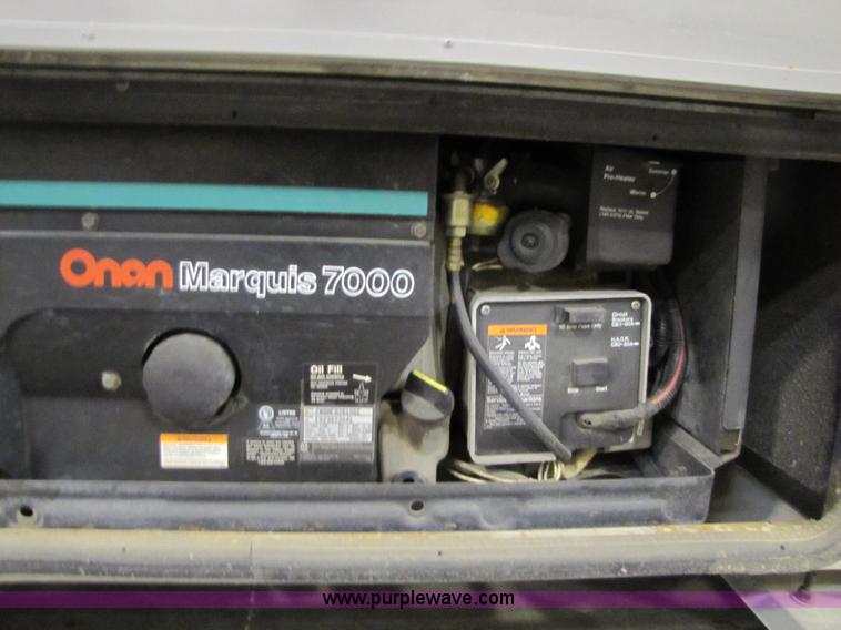 image for item 8480 1992 Chevrolet P30 Fleetwood Coronado RV motor-home