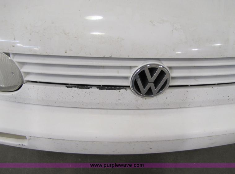 image for item 8544 1996 Volkswagen Golf