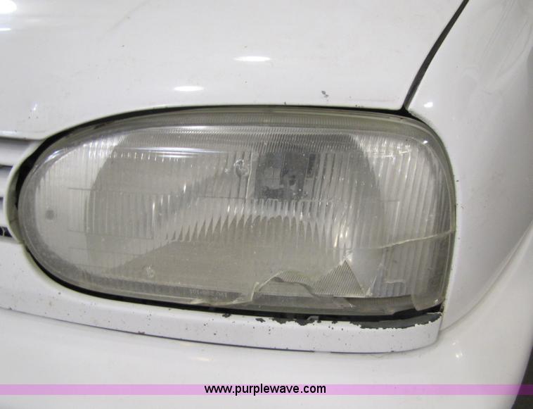 image for item 8544 1996 Volkswagen Golf