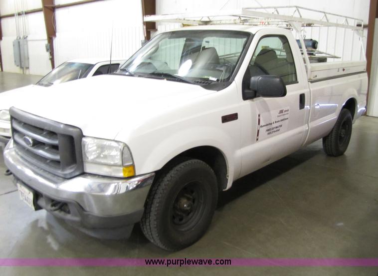 image for item 8545 2003 Ford F250 XL pickup truck
