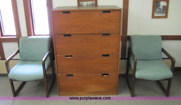 image for item 8664 Assorted office furniture