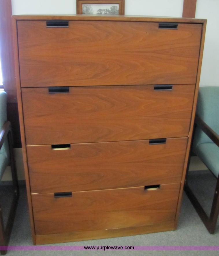 image for item 8664 Assorted office furniture