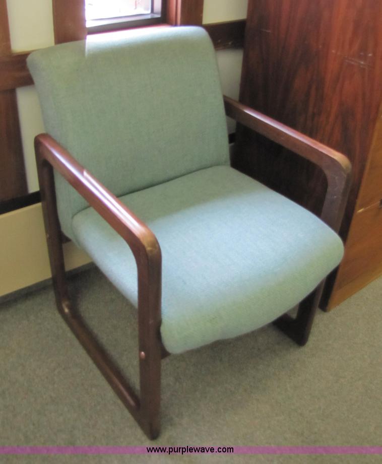 image for item 8664 Assorted office furniture