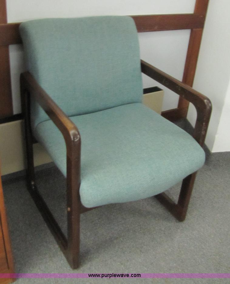 image for item 8664 Assorted office furniture
