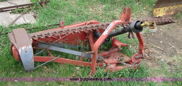 image for item 8665 Case 1300 7' sickle mower
