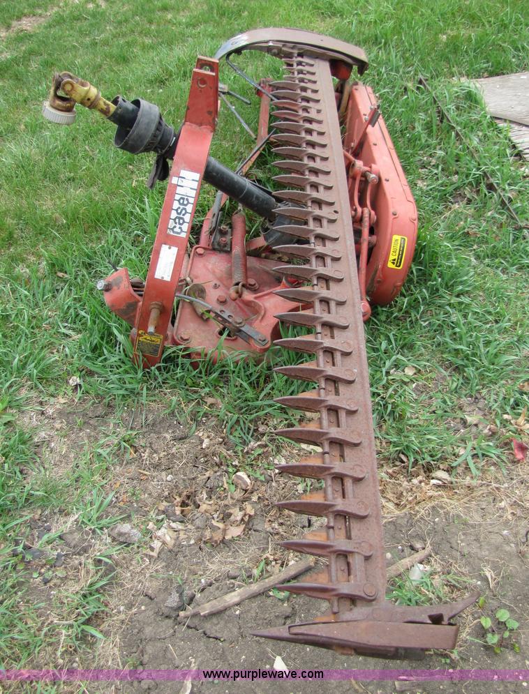 image for item 8665 Case 1300 7' sickle mower