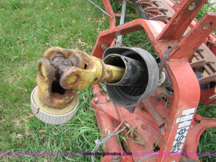 image for item 8665 Case 1300 7' sickle mower