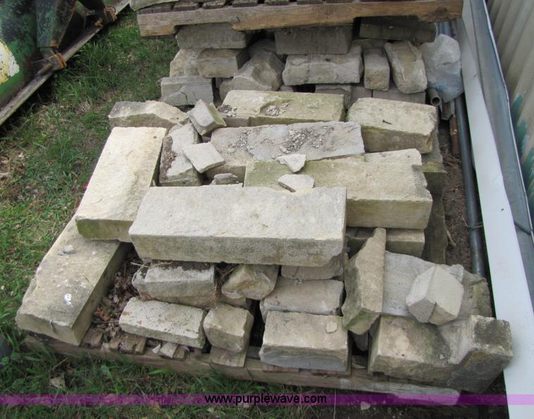 image for item 8670 Limestone blocks