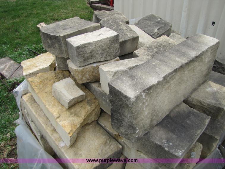 image for item 8670 Limestone blocks