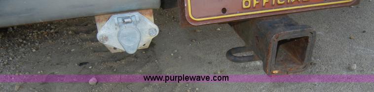 image for item 8721 1992 Chevrolet G20 Sport Van