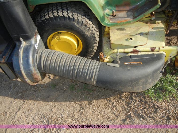 image for item 8723 John Deere 420 lawn mower with bagger