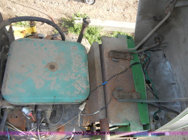 image for item 8723 John Deere 420 lawn mower with bagger