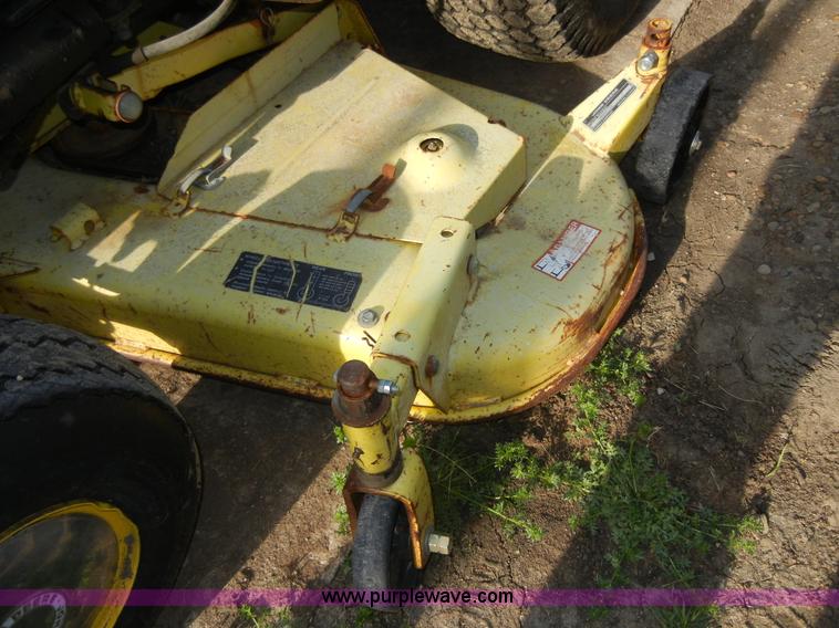 image for item 8723 John Deere 420 lawn mower with bagger