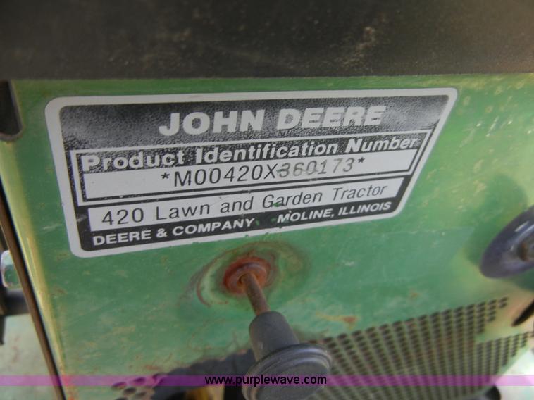 image for item 8723 John Deere 420 lawn mower with bagger