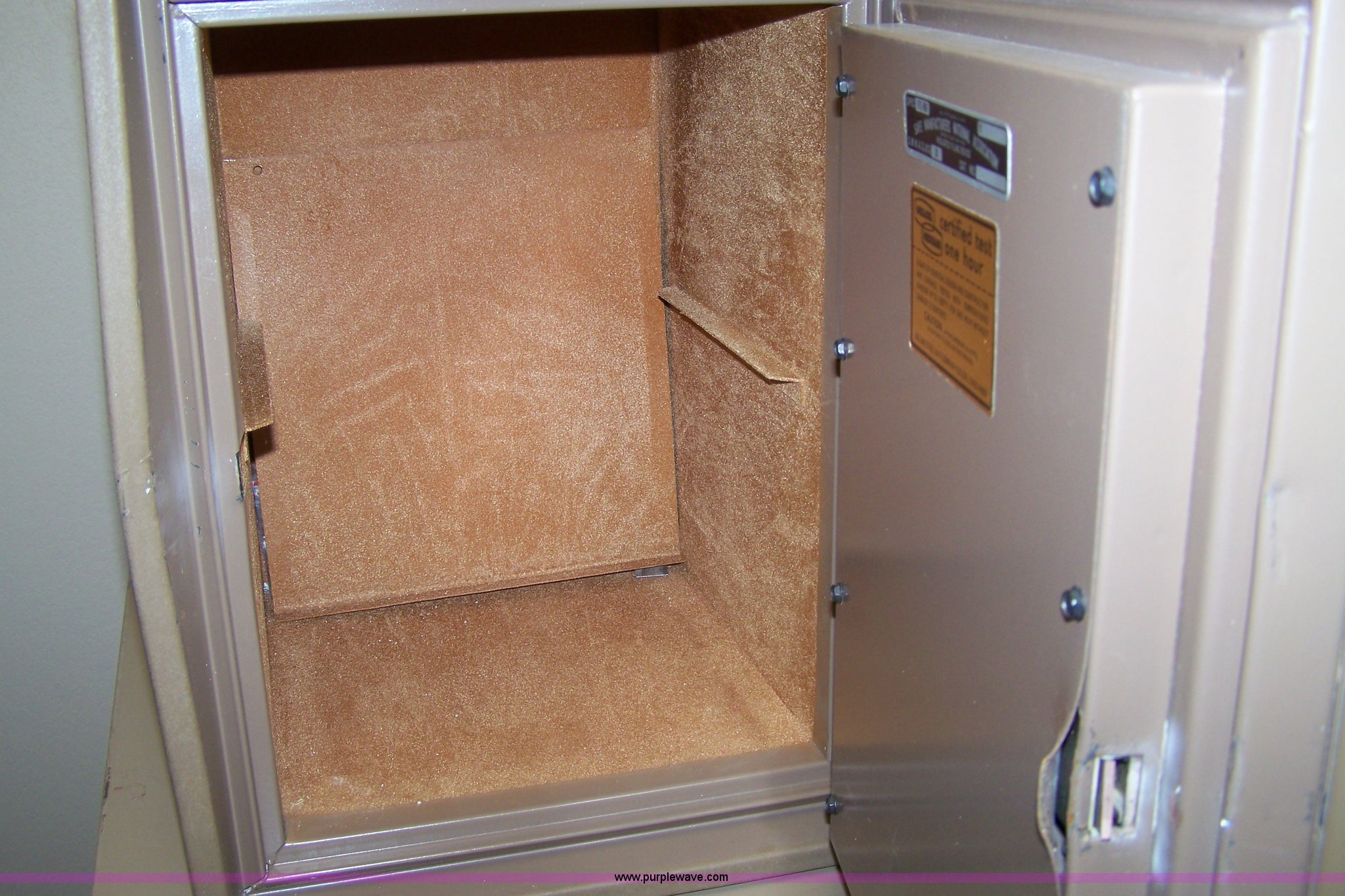 Assorted office supplies in Hays, KS Item 7486 sold Purple Wave