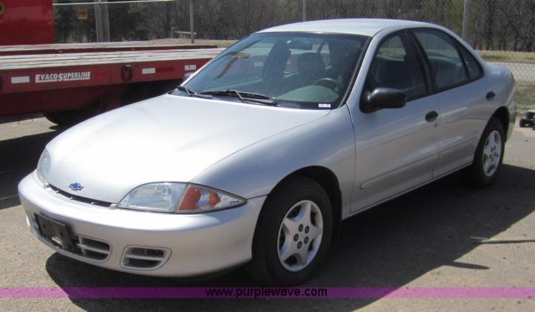 image for item 3086 2002 Chevrolet Cavalier