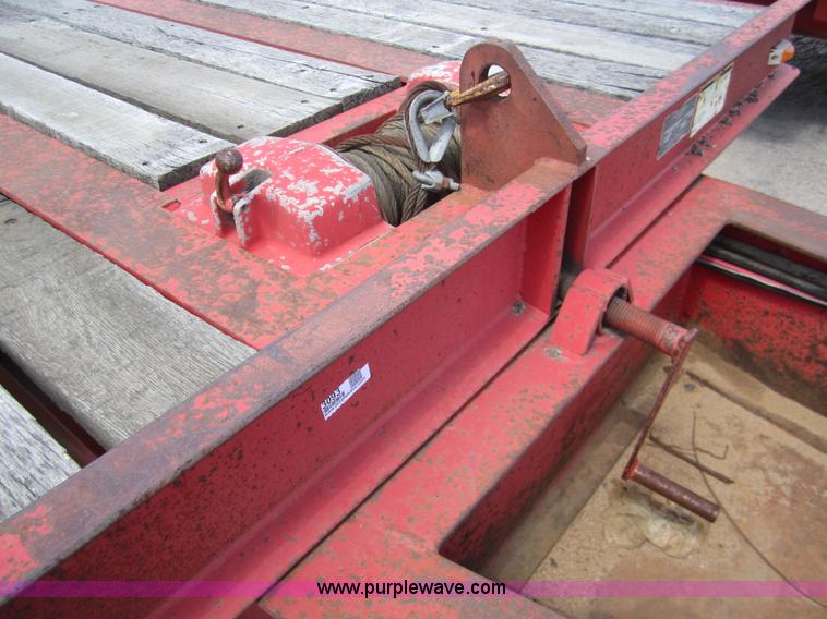 image for item 3093 1999 Evaco 20 ton trailer