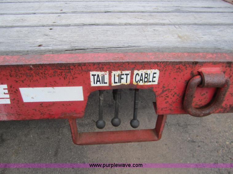 image for item 3094 1999 Evaco 20 ton trailer