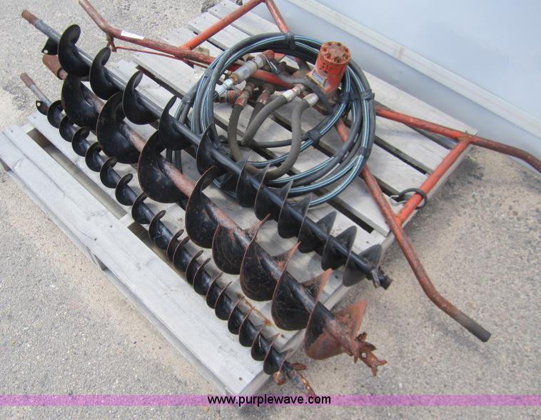 image for item 3097 Homemade hand held hydraulic post hole digger