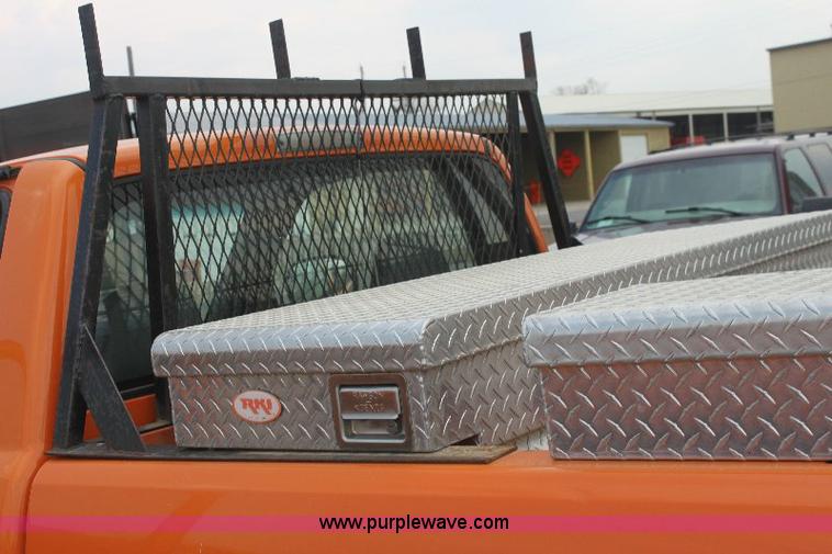 image for item 6093 2001 Dodge Ram 2500 pickup truck