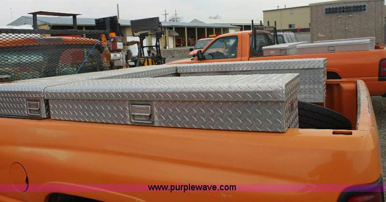image for item 6094 2001 Dodge Ram 2500 pickup truck