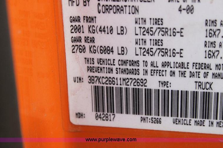 image for item 6094 2001 Dodge Ram 2500 pickup truck