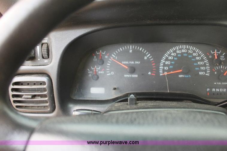 image for item 6096 2001 Dodge Ram 2500 pickup truck