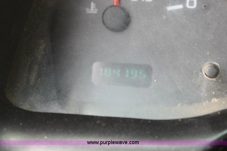 image for item 6096 2001 Dodge Ram 2500 pickup truck